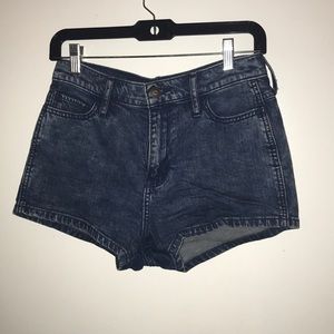 Hollister shorts!